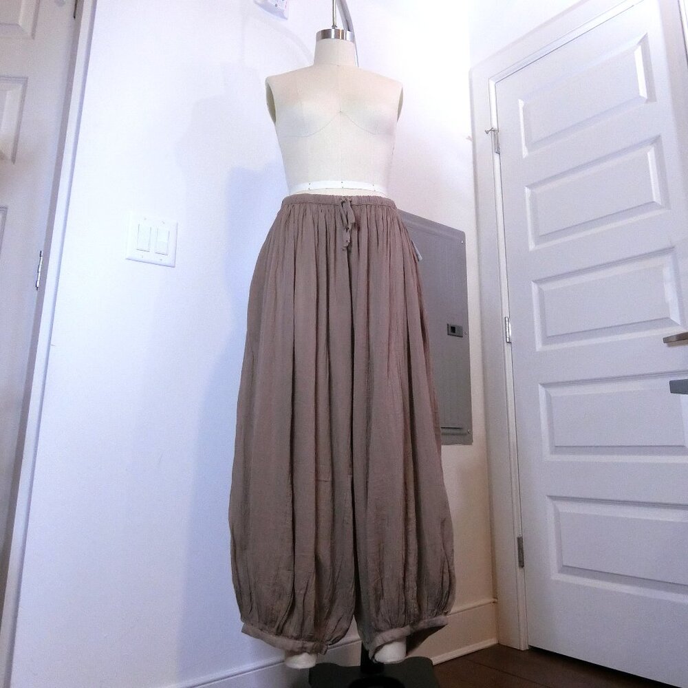 NWT Dusted Cocoa Playa Party Balloon Pants by Free People